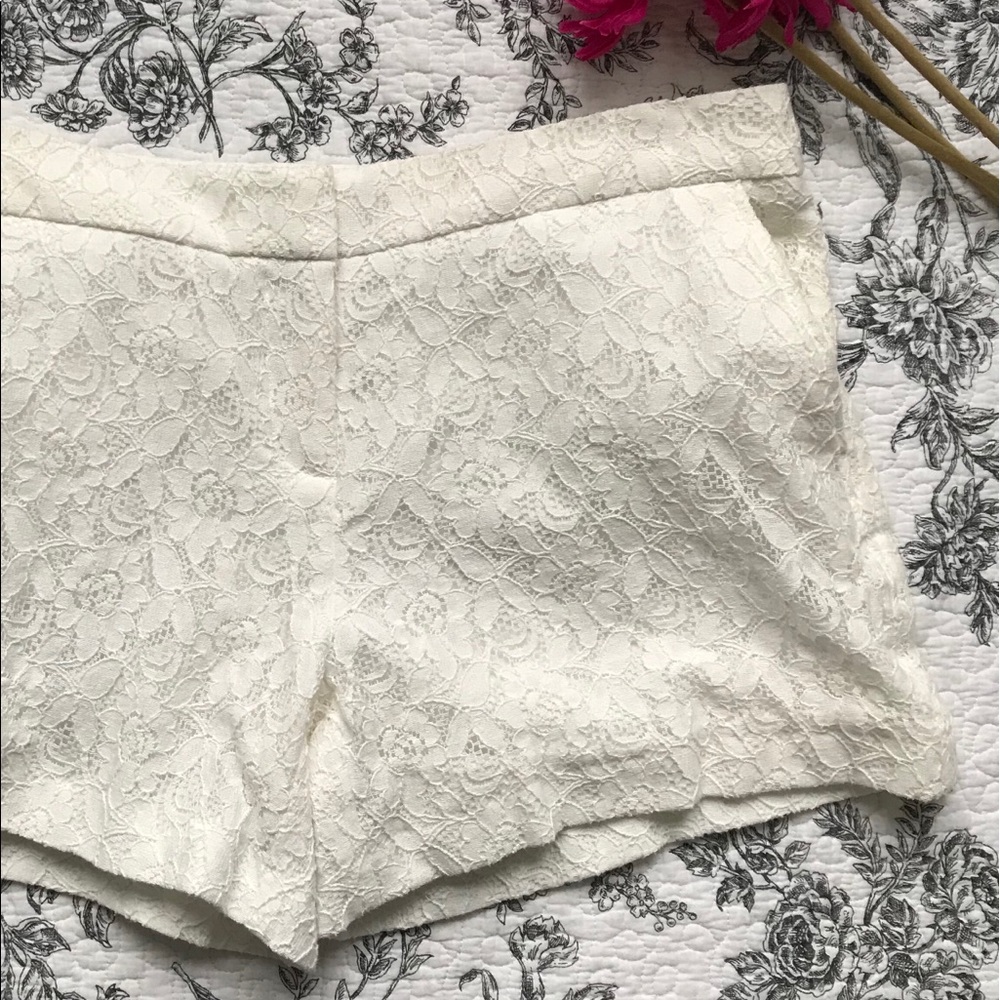Cynthia Rowley Lace Shorts Floral Patterened